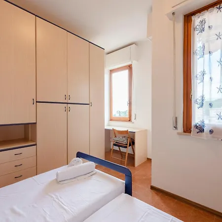 Appartamento Joivy Seaview Charming Flat With Common Pool & Tennis