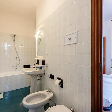 Joivy Seaview Charming Flat With Common Pool & Tennis Appartamento Rapallo
