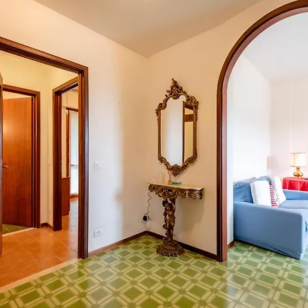 Appartamento Joivy Seaview Charming Flat With Common Pool & Tennis
