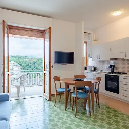 Appartamento Joivy Seaview Charming Flat With Common Pool & Tennis